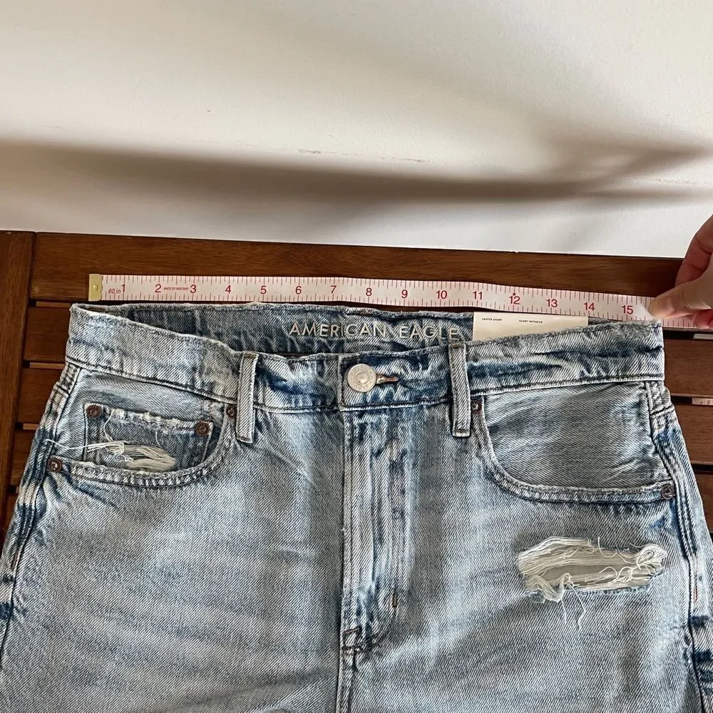 NWT American Eagle Denim Baggy Short size 6 MSRP$60